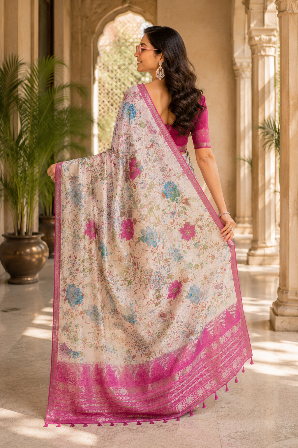 Mangalgiri Floral Wave Traditional Saree